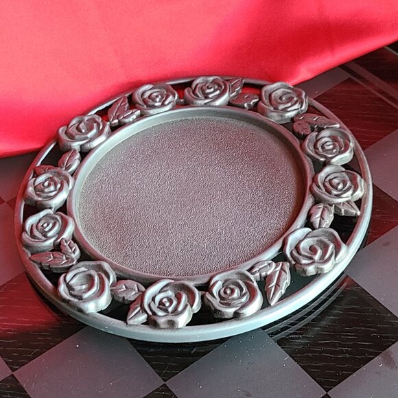 Vintage Other - Rose Detail Candle Holder Very Nice I love this holder